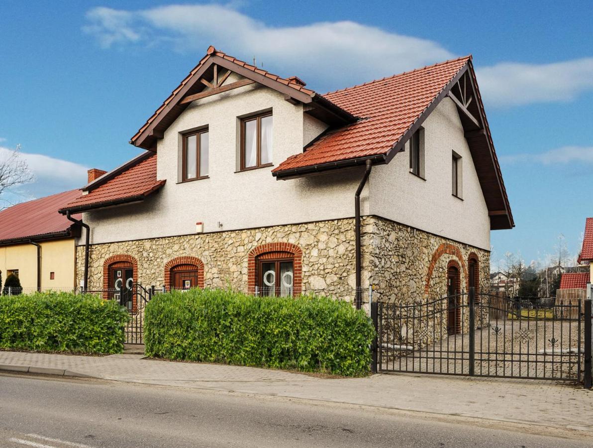 Pokoje W Starej Karczmie Liszki Exterior photo
