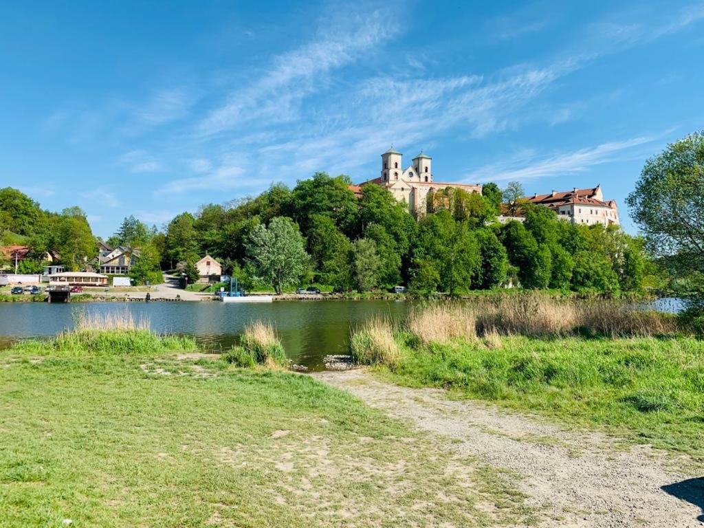 Pokoje W Starej Karczmie Liszki Exterior photo